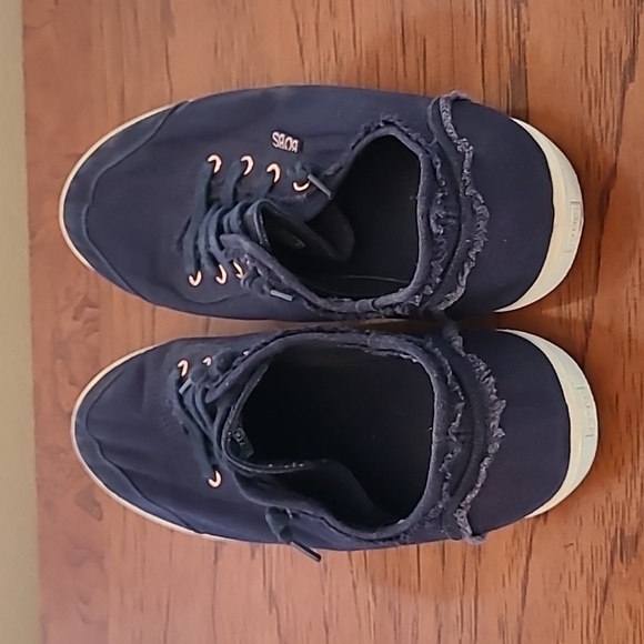 Bob's Navy Sneakers Size 10 - Picture 3 of 4